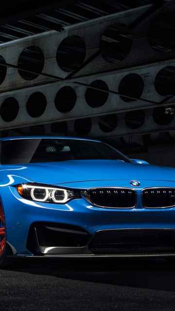 1417 BMW Yas Marina Blue GTRS4